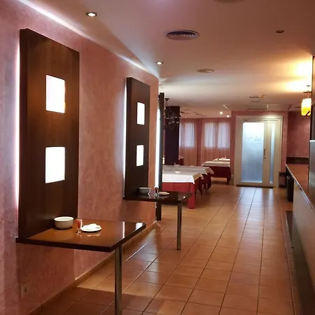 La Cava 2*